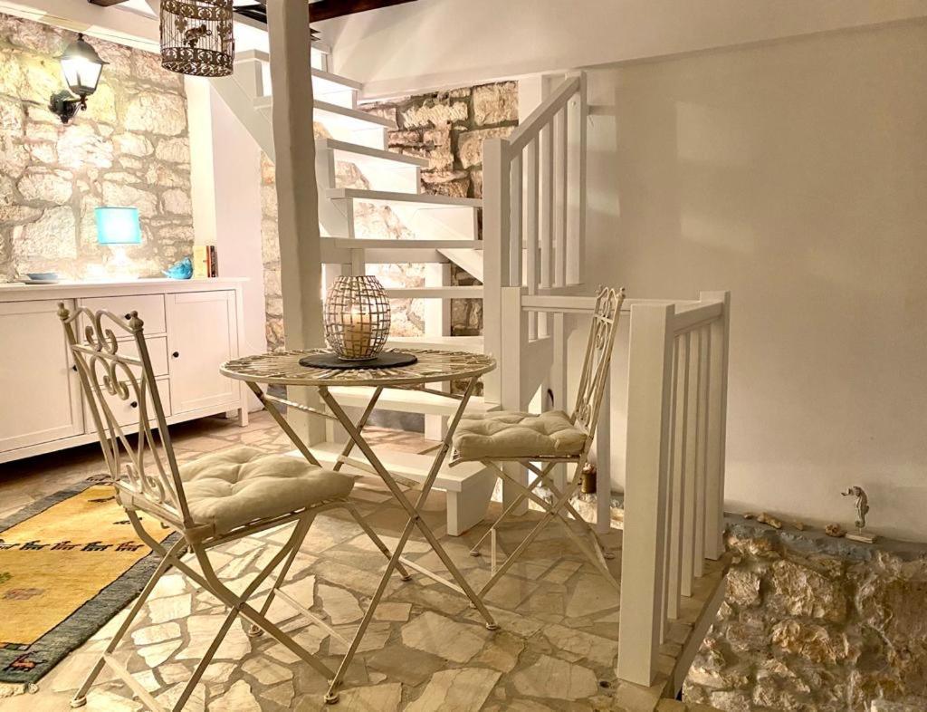 Steinhaus Mit Terrasse Apartment Rovinj Ngoại thất bức ảnh